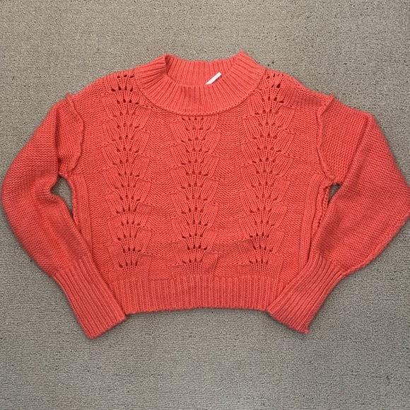 Free People Coral Cropped Sweater- NWT- XS - Picture 10 of 15